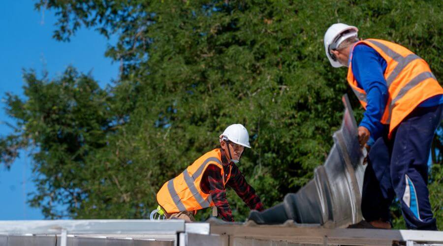 Professional gutter cleaning in Walkertown, NC